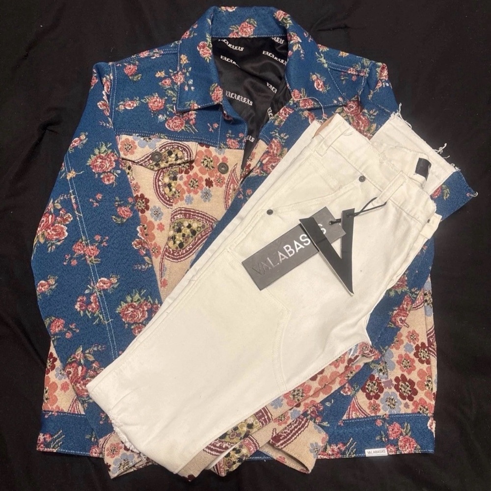Valabasas Picasso Denim 2 Piece Outfit (White)(Jacket Medium/Pants 30/34)